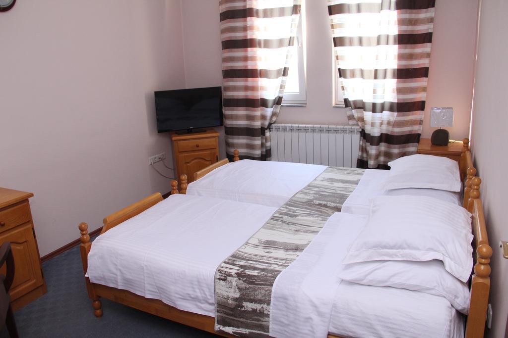 Europa Motel Sarajevo Bagian luar foto