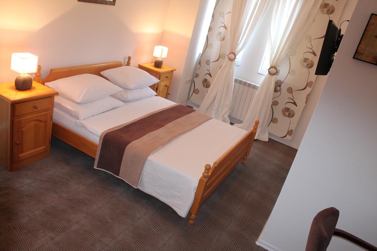 Europa Motel Sarajevo Bagian luar foto
